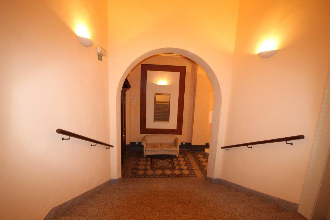Halkova 5 Apartment Prag