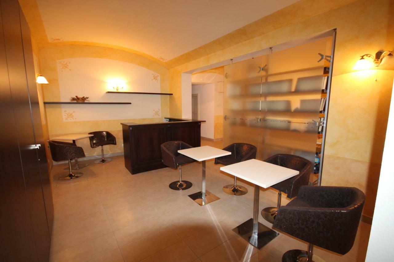 Halkova 5 * Prag