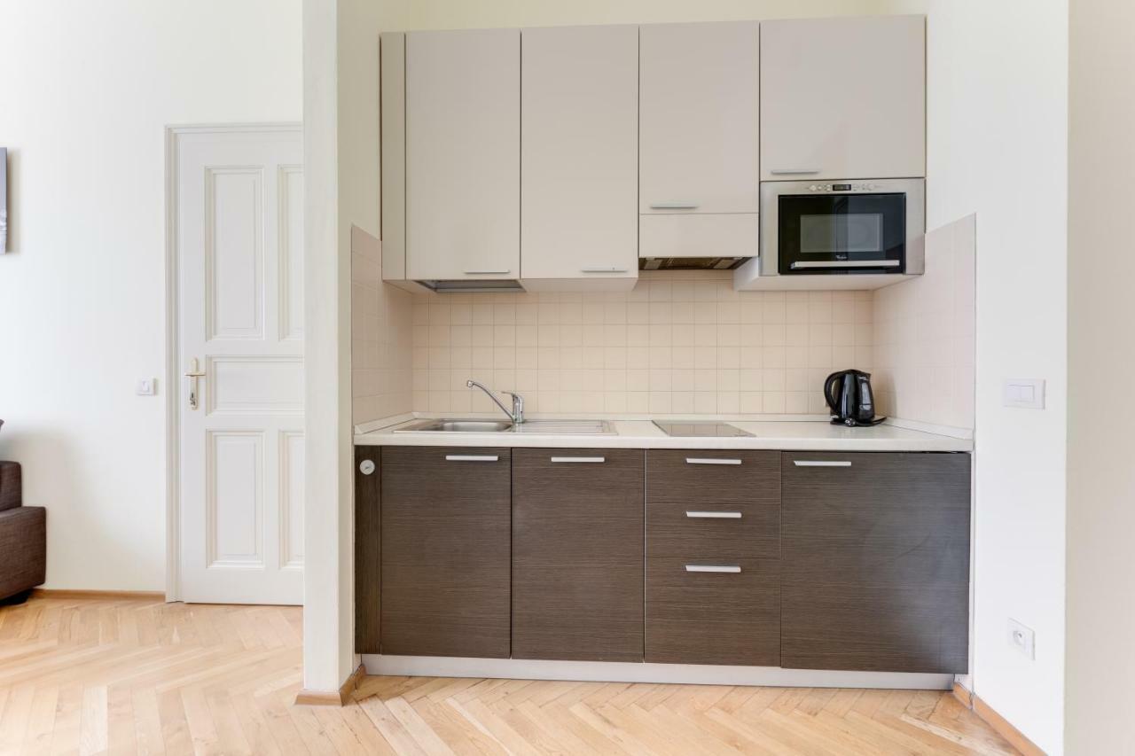 Halkova 5 Apartment Prag